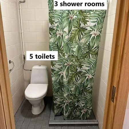 Karjamaa Garden Free Parking And Coffee 度假居