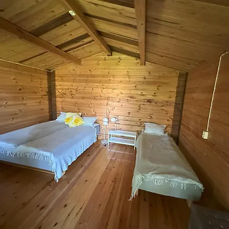 Karjamaa Garden Free Parking And Coffee 度假居