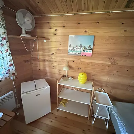 Сasa de vacaciones Karjamaa Garden Free Parking And Coffee