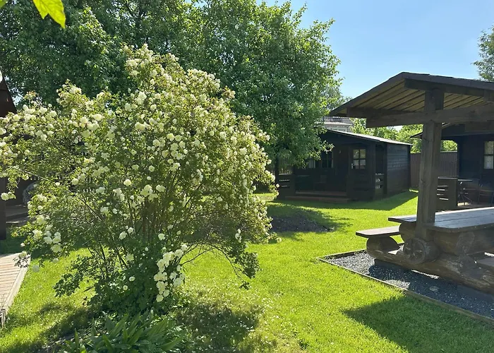 Karjamaa Garden Free Parking And Coffee *