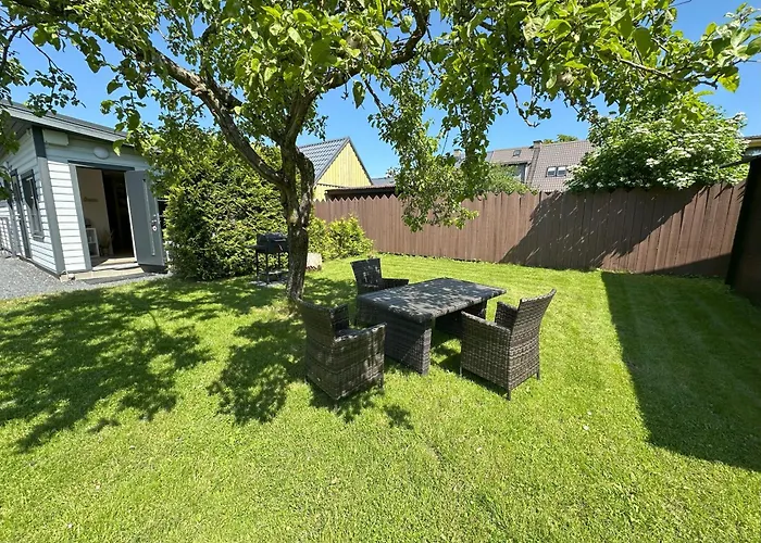 Karjamaa Garden Free Parking And Coffee Сasa de vacaciones